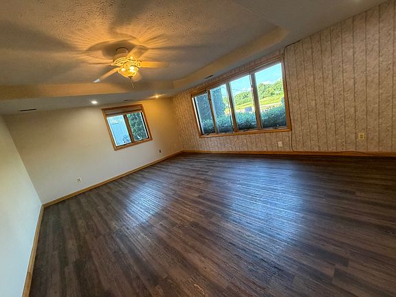 2nd image of 2140 Sackett Rd #109