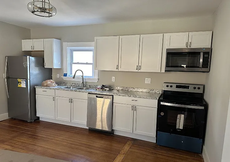 2 bed, 1180 sqft, $2,250 — Photo 1