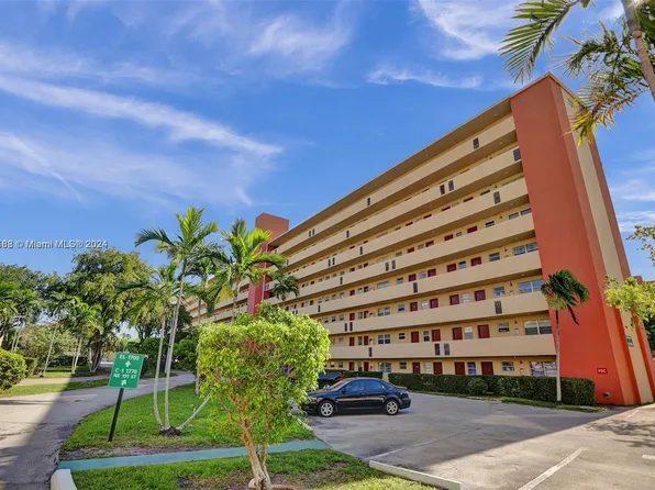 1770 NE 191st St APT 811-1, Miami, FL 33179