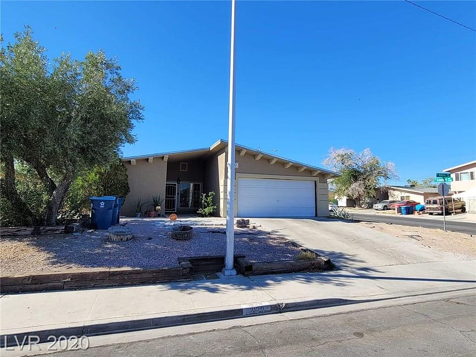1st image of 2129 Valley Dr
