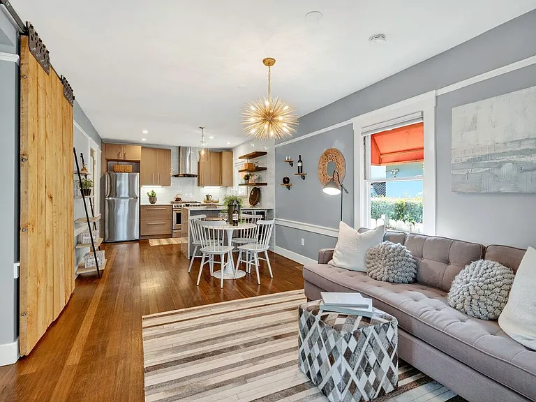 2 Bulson Ct — Photo 5
