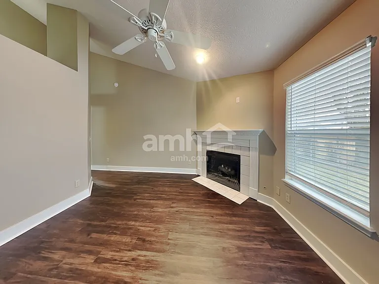 7818 Bent Willow Dr — Photo 9