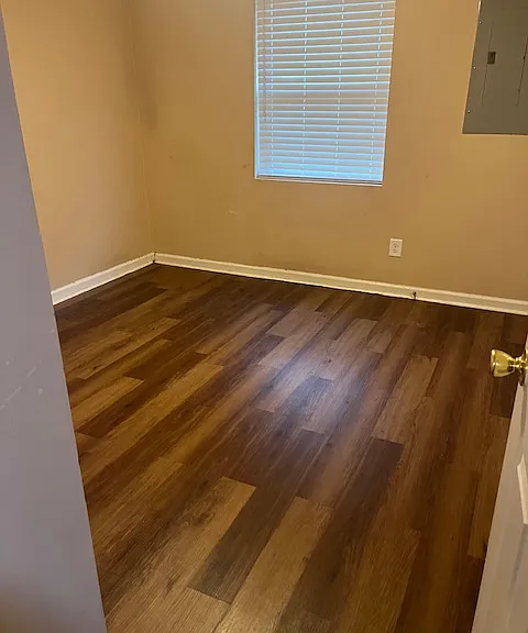 2414 Front St — Photo 3