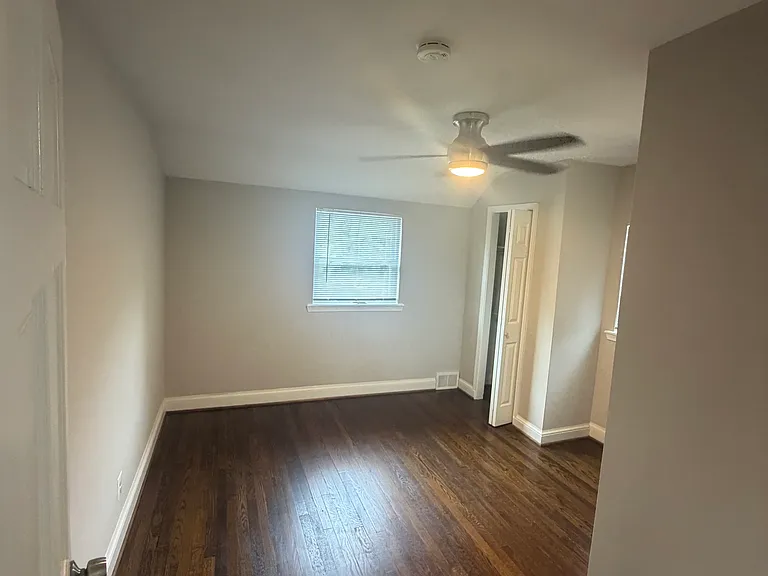 4758 Arlington Blvd — Photo 6