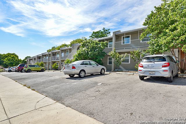 1st image of 219 Andrews APT 6