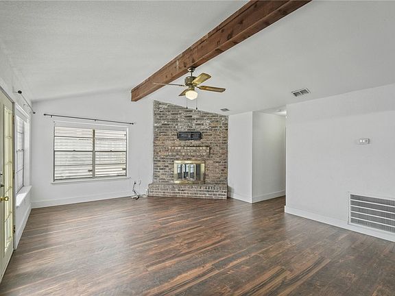 4th image of 5721 Cresthaven Dr
