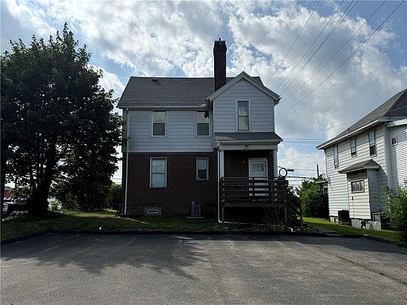 2nd image of 313 Morgantown St