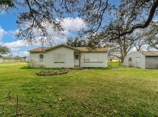 4810 S Elm Ave, Santa Fe, TX 77517