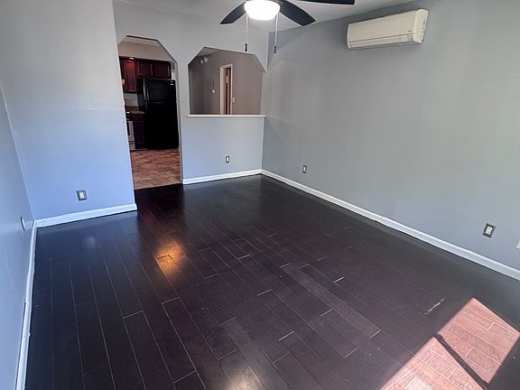 4th image of 379 Gurley Ave Floor 2