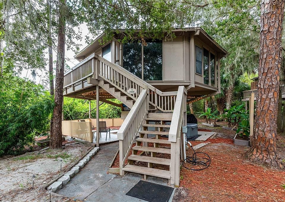 1st image of 2908 MARION WAY #2908
