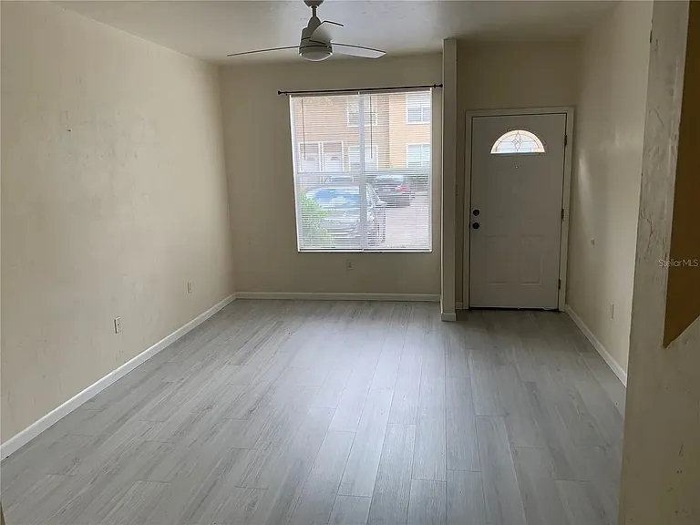 4415 SW 34th St — Photo 3