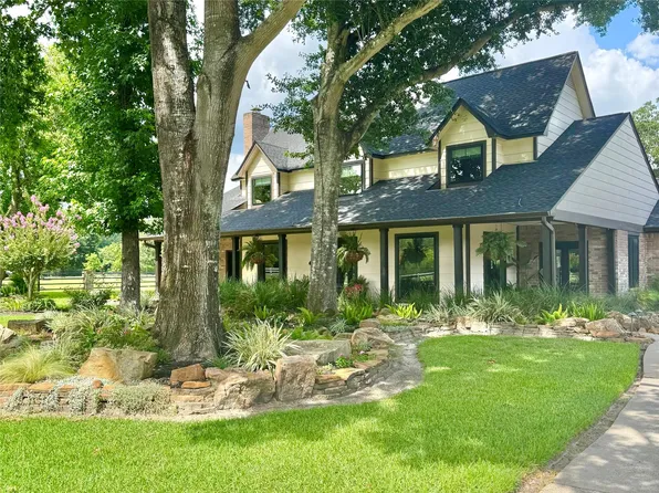 18003 Kitzman Rd, Cypress, TX 77429