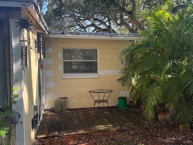 1557 S Banana River Dr — Photo 20