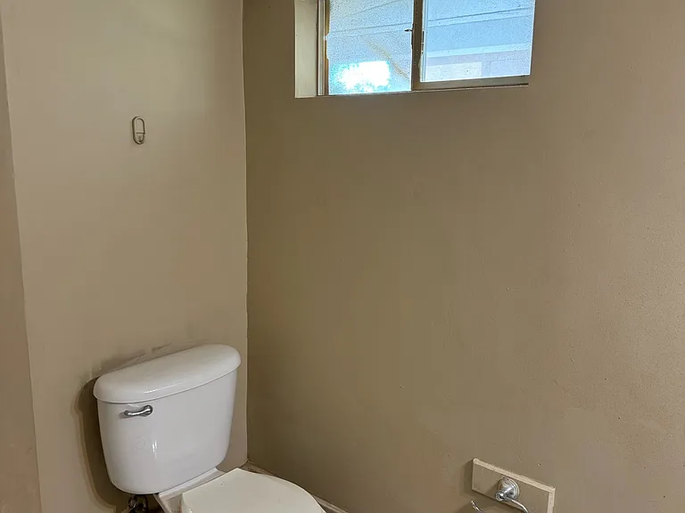 2802 Laurel Ave — Photo 13