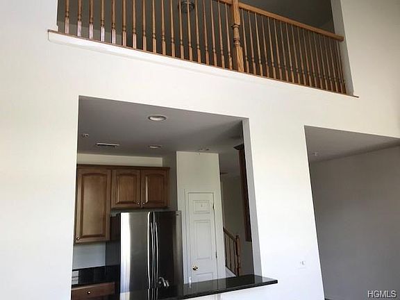 5th image of 1311 Balsam Dr