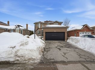 9 Grasett Cres, Barrie, ON L4N6Z8