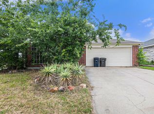 8001 Cannonwood Dr, Fort Worth, TX 76137