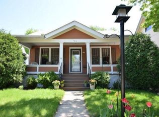 127 S James St, Waukesha, WI 53186