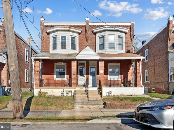 1304 E 9th St, Eddystone, PA 19022