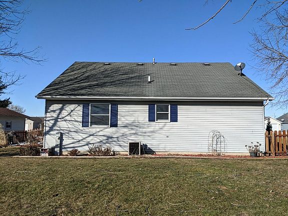 5th image of 1141 Lasalle Dr
