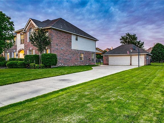 3rd image of 1317 Shropshire Ct