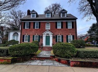 498 Cole Ave, Providence, RI 02906