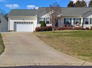 3160 Our Pl, Lincolnton, NC 28092