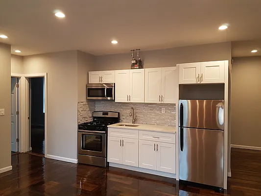 Rented by Bruma Realty LLC | media 1