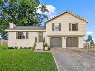 2734 Meadow Pl, Northport, AL, 35475