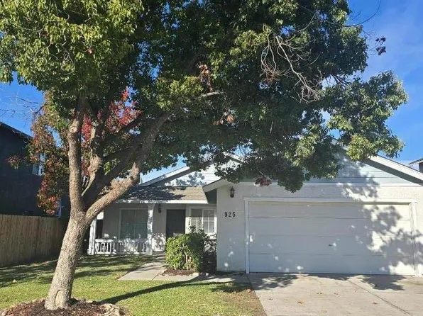 925 Rhythms Dr, Modesto, CA 95358