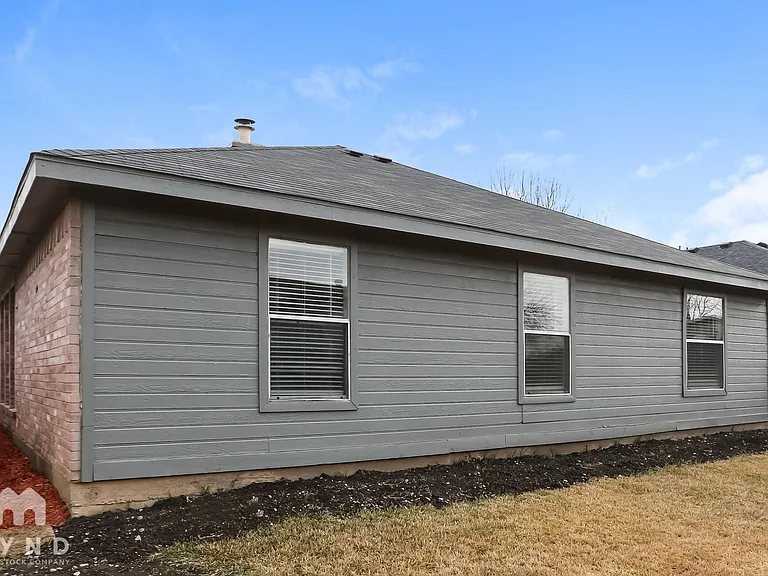 4725 Orchard Ridge Dr — Photo 16
