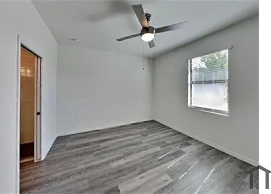 3106 SE Santa Barbara Pl — Photo 6
