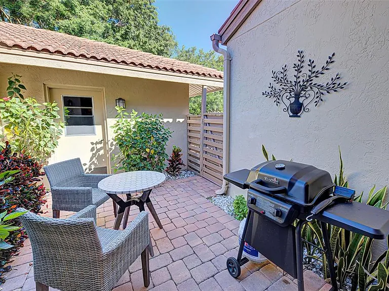 1740 Landings Blvd #39 — Photo 15