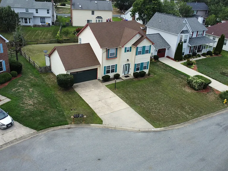 5011 Jurel Ct — Photo 4
