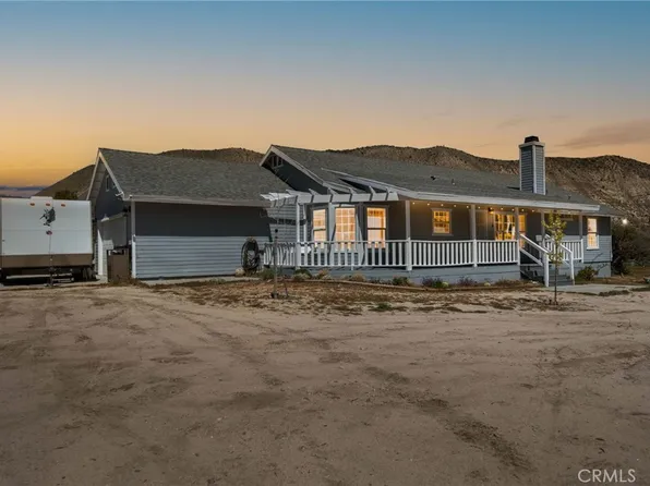 6425 Paramount Rd, Phelan, CA 92371