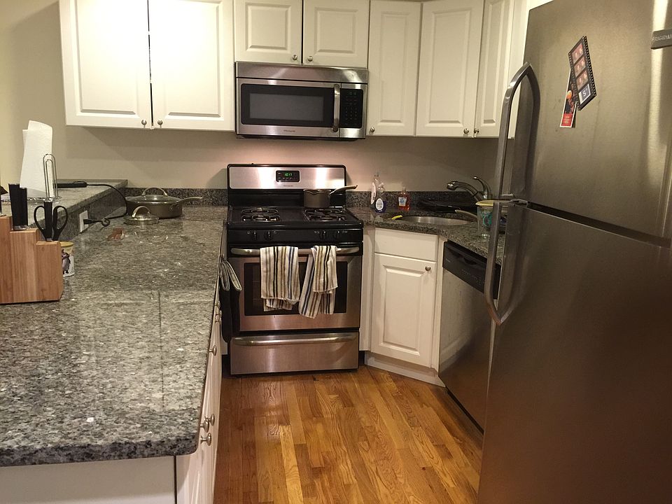 1st image of 324 Saint Paul St #0