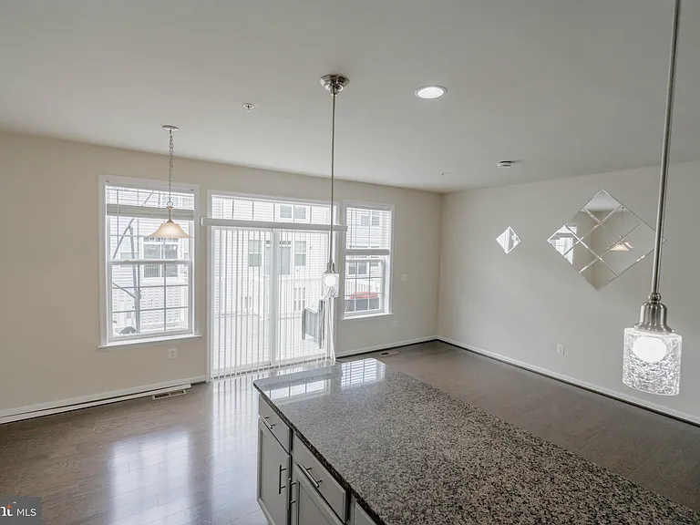 5004 Forest Pines Dr — Photo 15