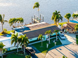 140 SW Hideaway Pl, Stuart, FL 34994