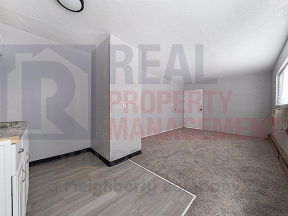 3rd image of 3520 W 105th St APT 1