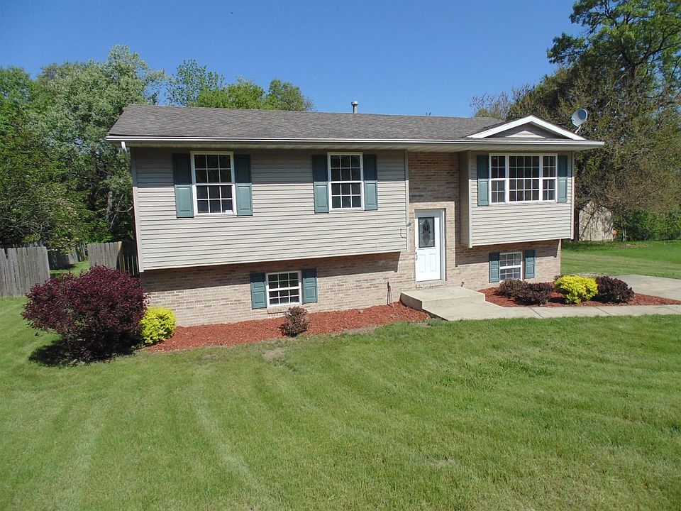 1st image of 4276 Deer Run Ct