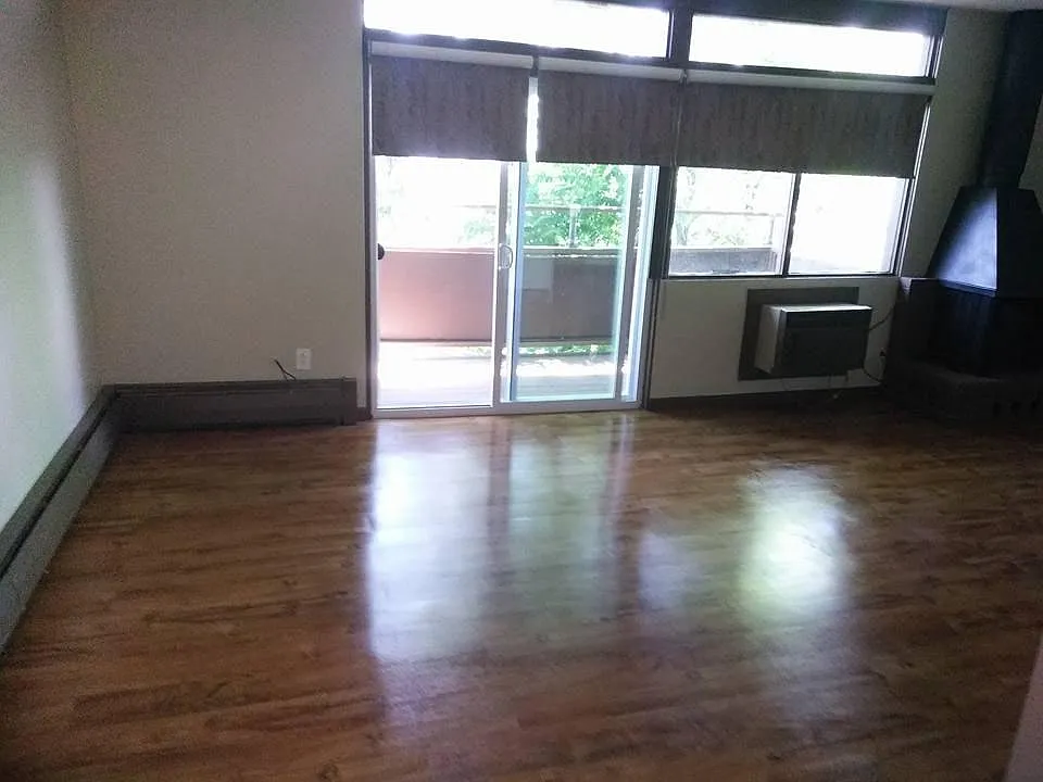 3893 Bigelow Boulevard — Photo 3