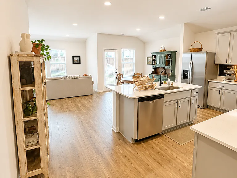 321 Lone Cedar Rd — Photo 5