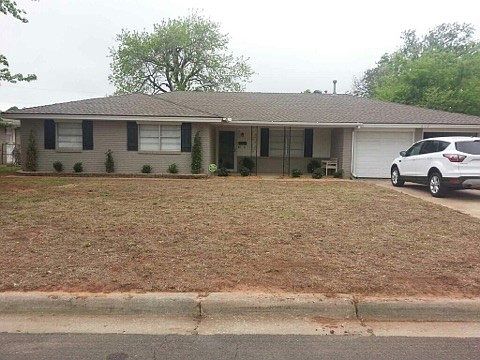 1st image of 212 Kelly Dr