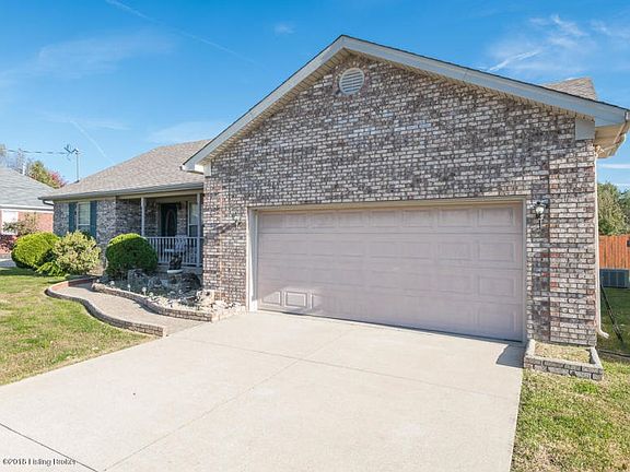 2nd image of 251 Fillmore Cir