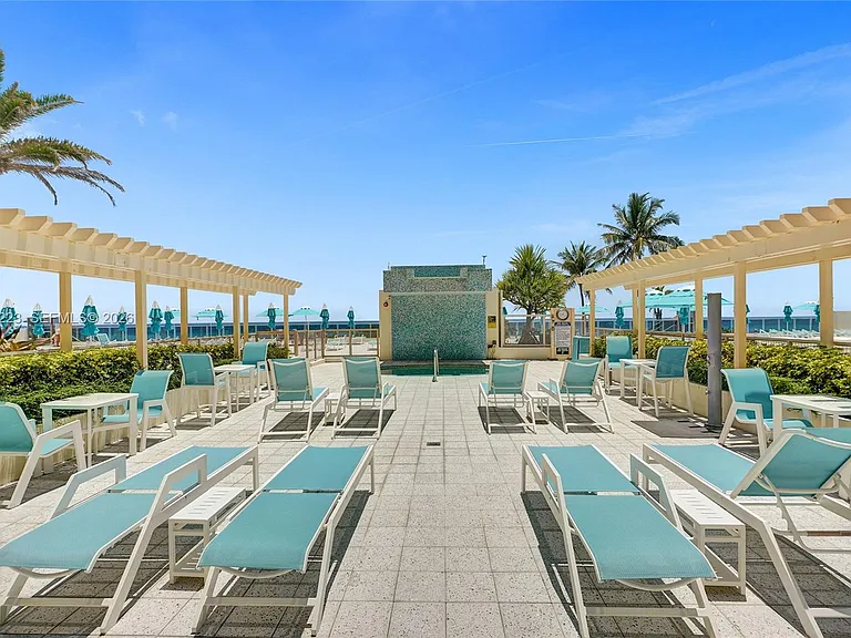2501 S Ocean Dr #1211 — Photo 31