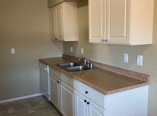 2084 Riviera Blvd APT 3, Bullhead City, AZ 86442