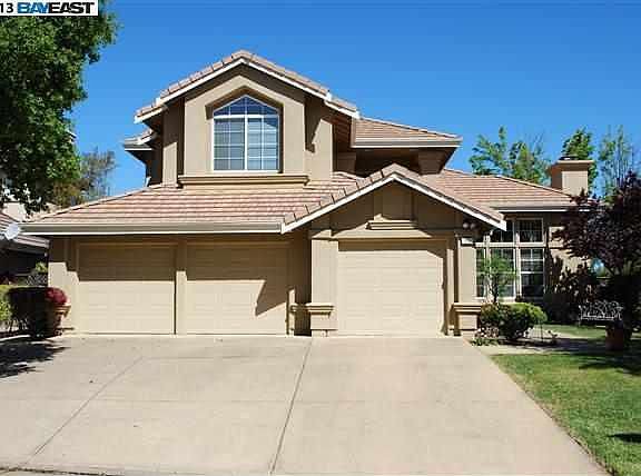 3rd image of 550 Montori Ct