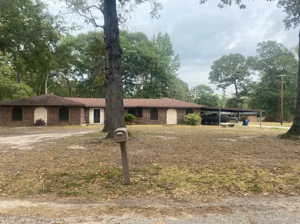 114 County Road 776, Buna, TX 77612