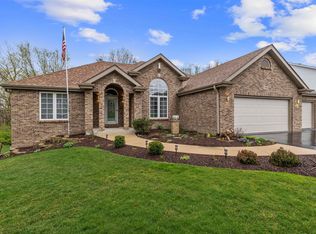 714 Meadow Crossing Trl, Roscoe, IL 61073