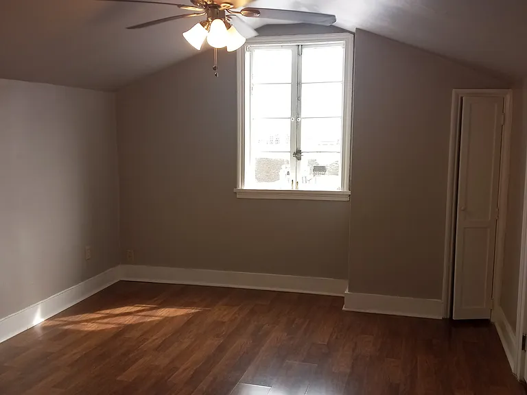 514 Madison St #9 — Photo 10